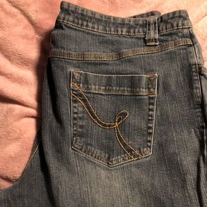 Lot of Fashion bug tummy control front blue jeans.